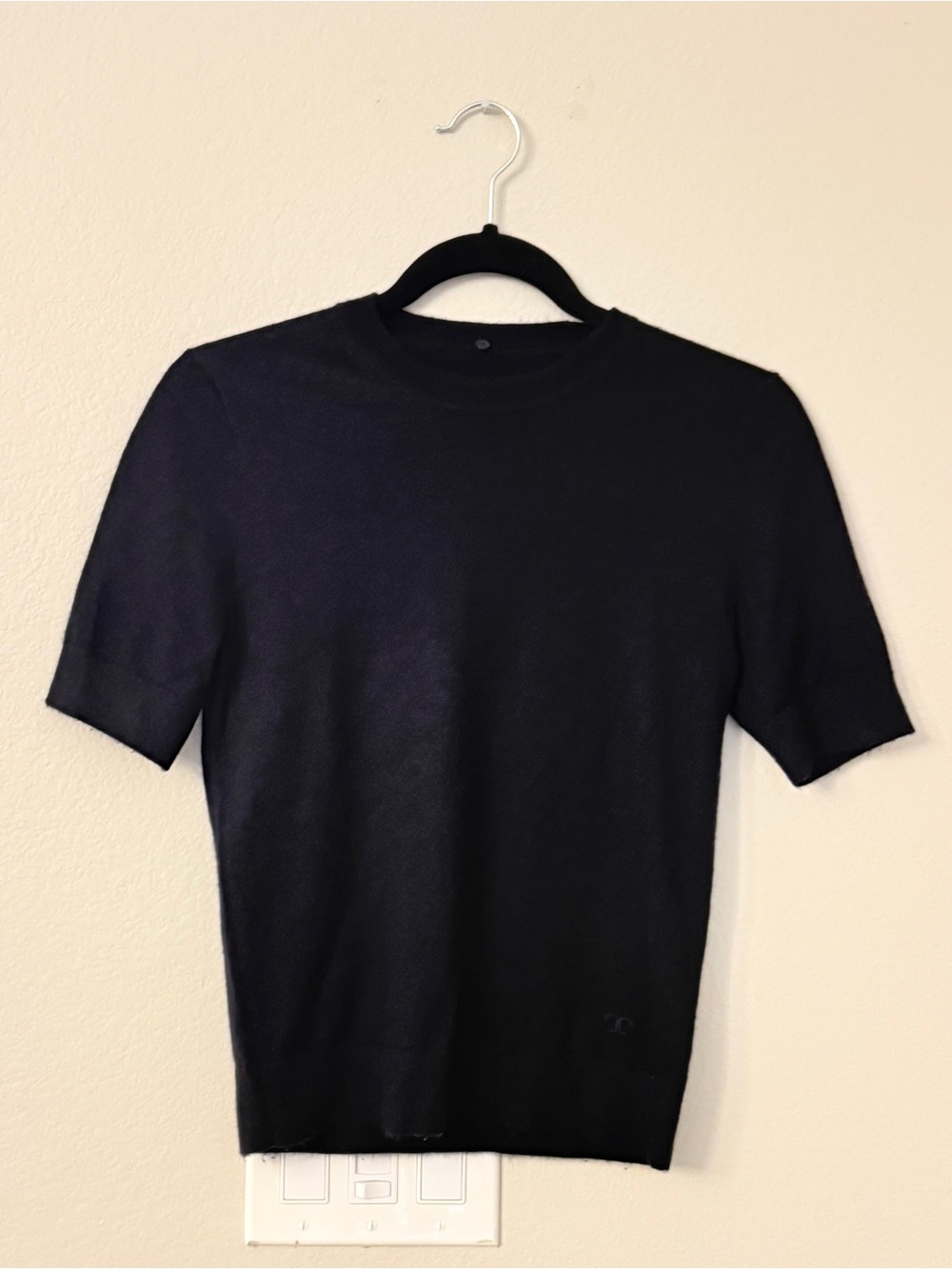 Tory Burch Classic Navy  Short-Sleeve Women's Cashmere Sweater - Picture 5 of 7